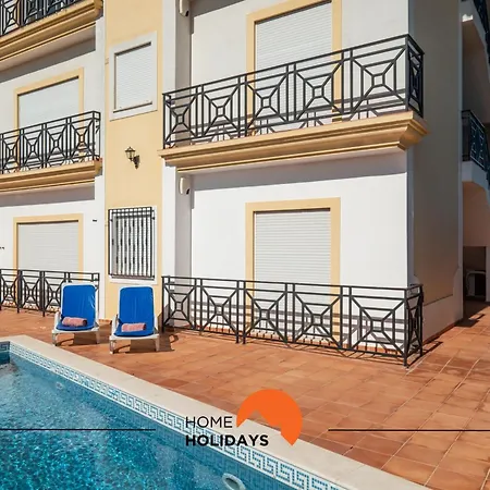 #104 Fanichi Flat By Holidays Apartamento *